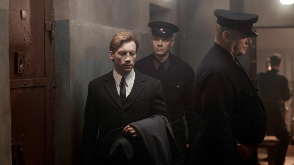 Two Prosecutors İncelemesi: Bir İdealin Peşinde